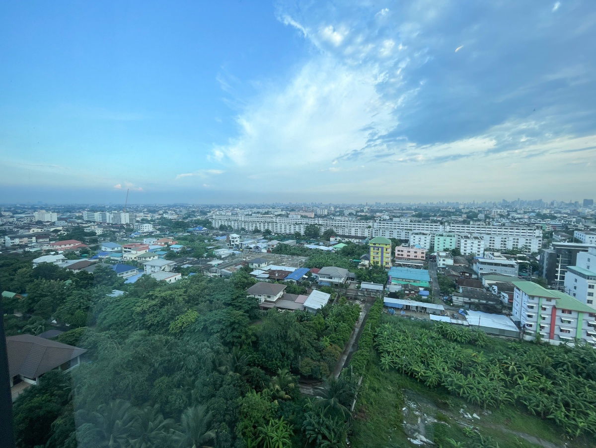 picture LINE @condorental for rent the room at Chewathai Kaset - Nawamin - 10/10