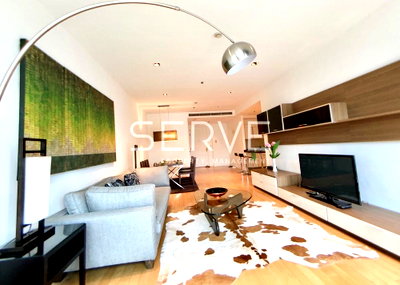 คอนโดให้เช่า : Nice Room 2 Beds 3 Baths with Bathtub Good Location BTS Phloen Chit 200 m. / Condo For Rent-Athenee Residence