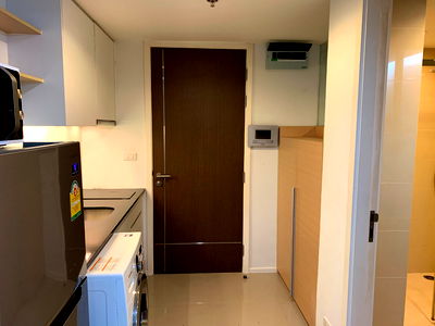 เช่าคอนโด BTS อโศก : ราคาถูกสุด 15 สุขุมวิท เรสซิเด้นซ์ ให้เช่า 300 เมตร ถึง BTS นานา