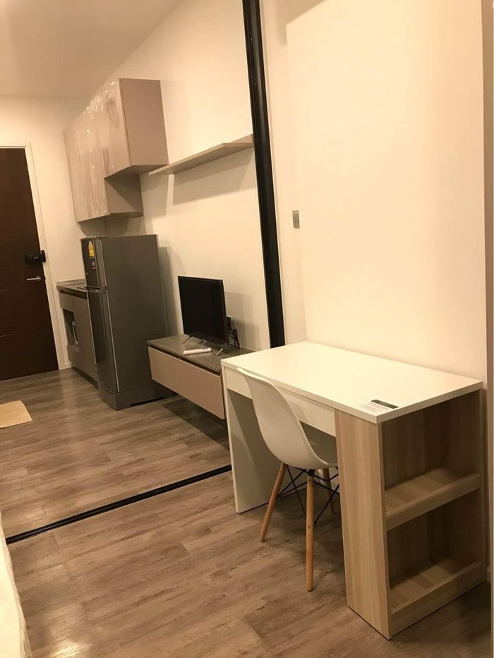 picture LINE @condorental for rent the room at Brown Ratchada 32 - 4/7