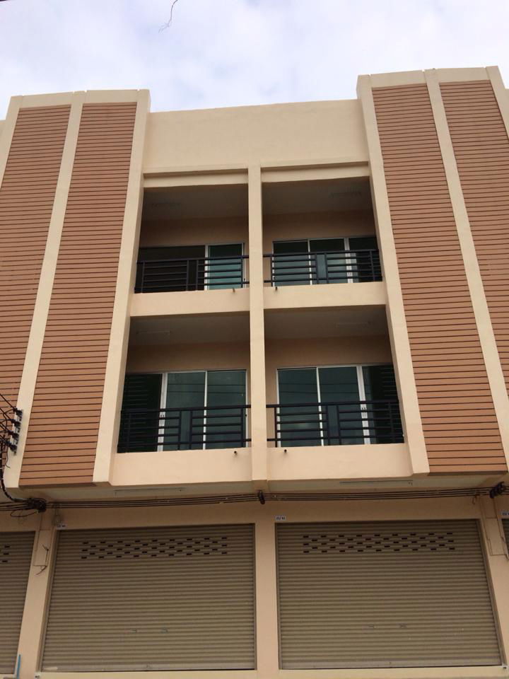 อาคารพาณิชย์ 3 ชั้น