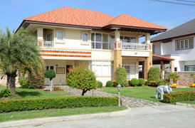 Mountain view Residence - Image 2/7