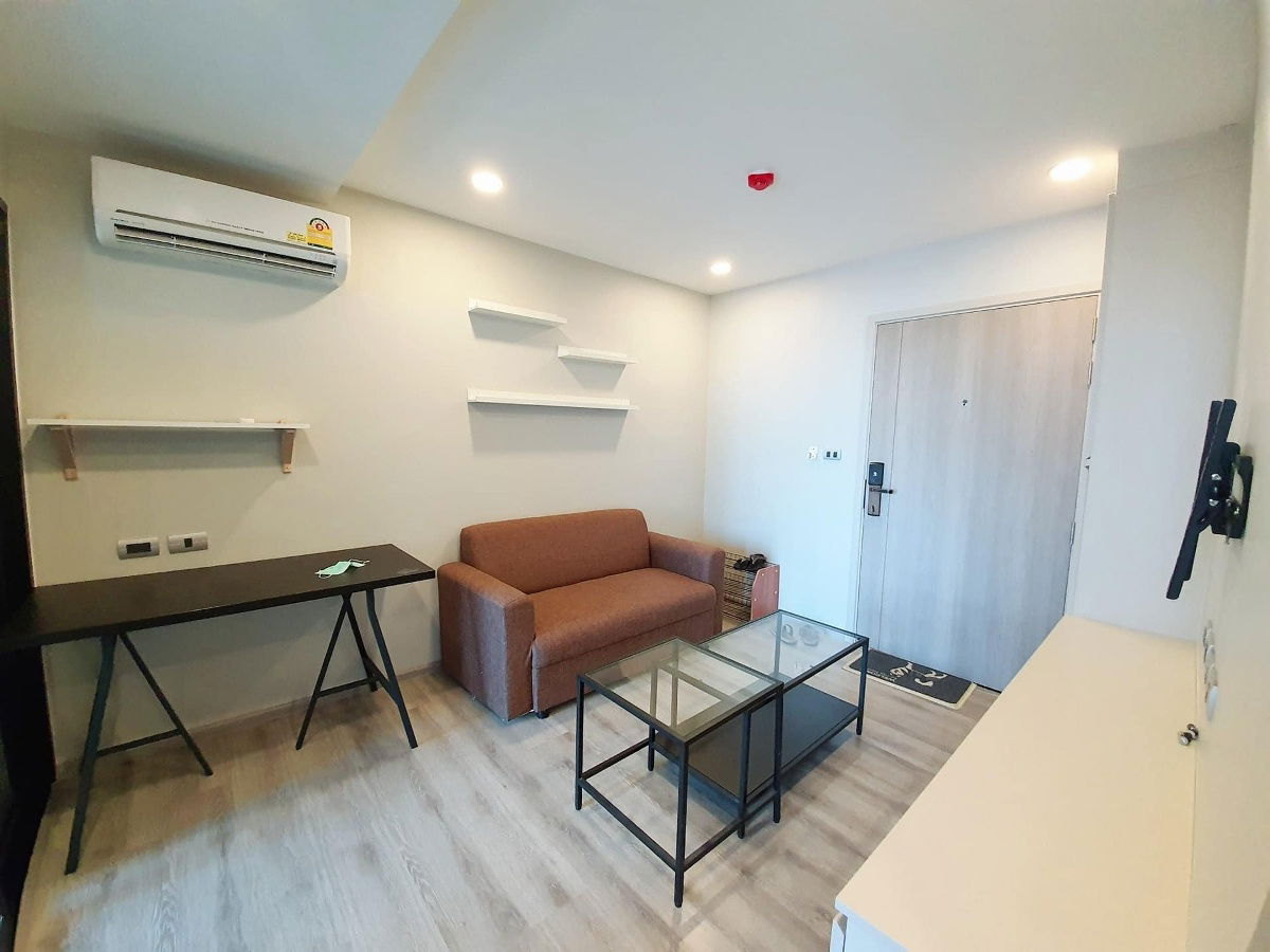 picture LINE @condorental for rent the room at Attitude Bearing - 3/6