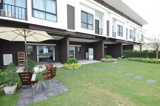 รูป Thanda Plus Wongwaen-Theparak - รูปที่ 2/13