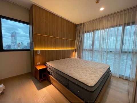 LINE @condorental for rent the room at WYNE Sukhumvit