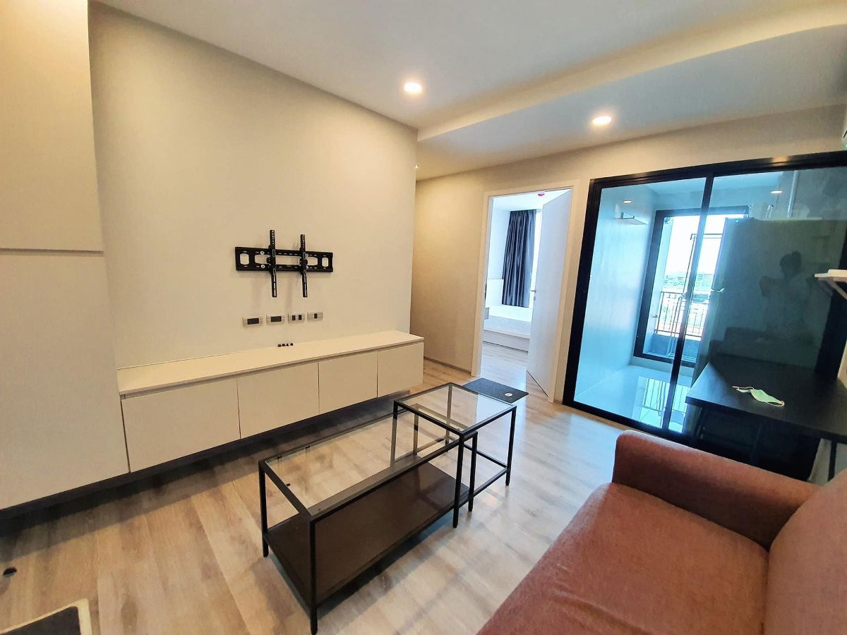 picture LINE @condorental for rent the room at Attitude Bearing - 1/6
