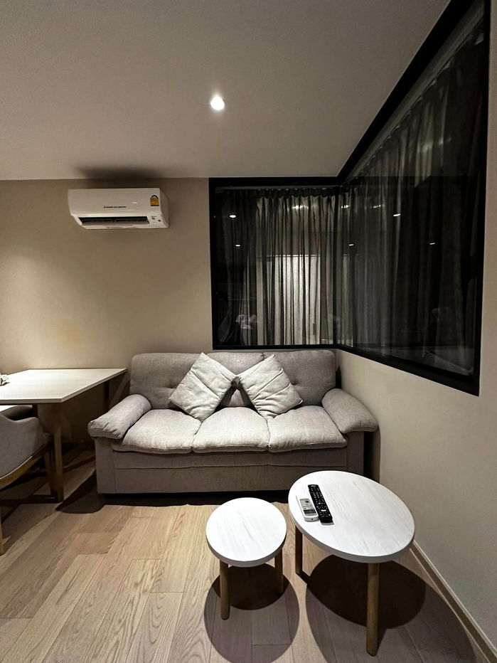 picture LINE @condorental for rent the room at Runesu Thonglor 5 - 5/12