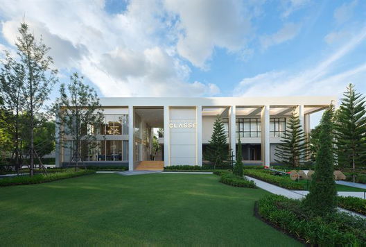 รูป Baan Klang Muang Classe Sukhumvit 77 - รูปที่ 3/25