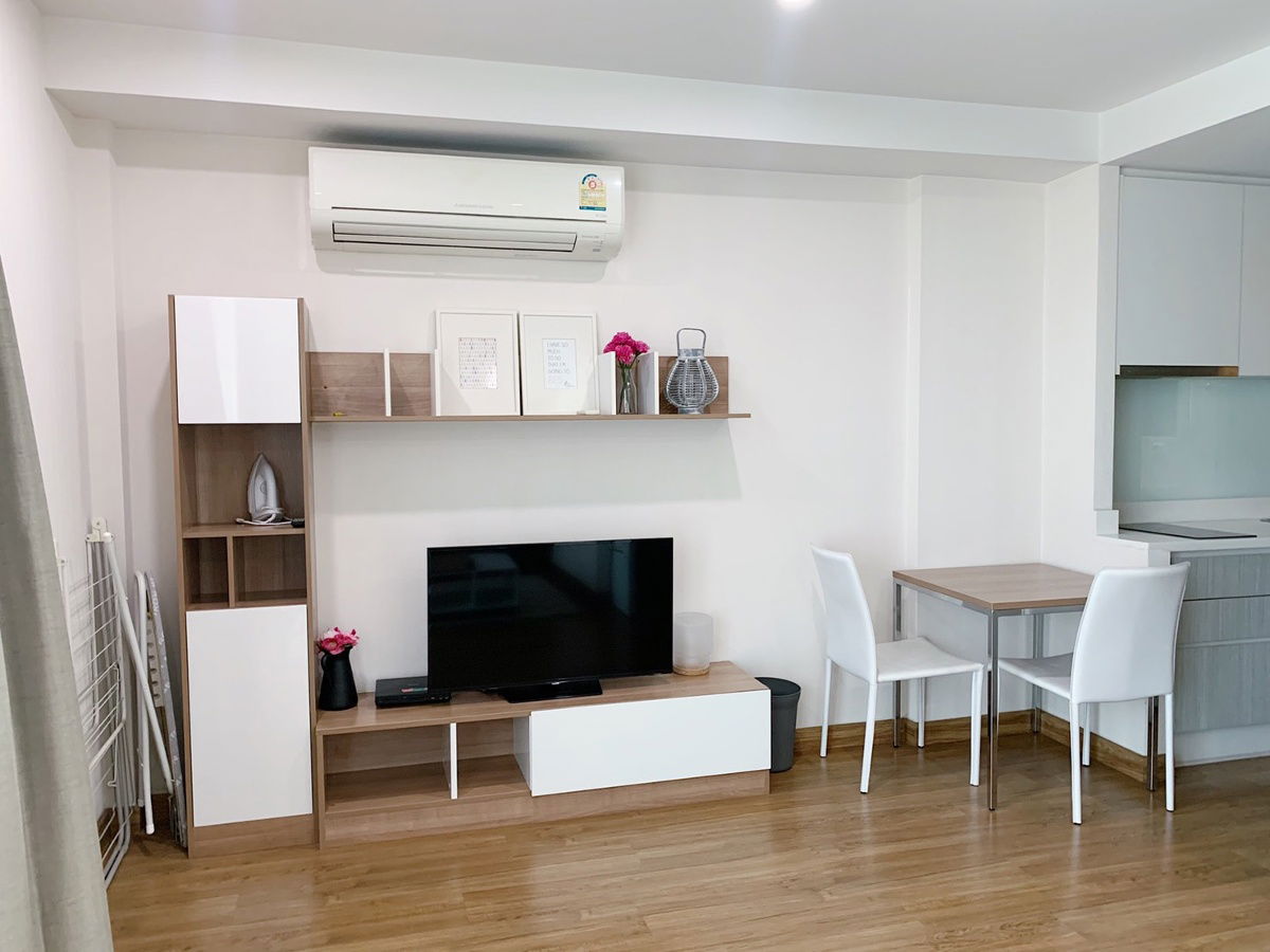 picture Nimmana Condo at Nimman Rd soi 6 . Fully furnished, only 18,000 Tel.0989690236 Janny - 3/11