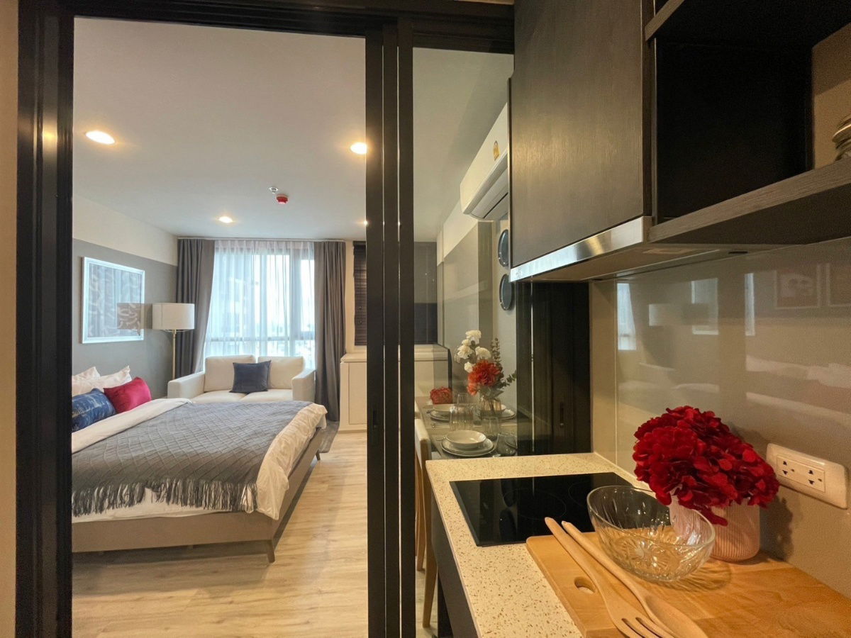 picture LINE @condorental for rent the room at XT HUAIKWANG - 4/9