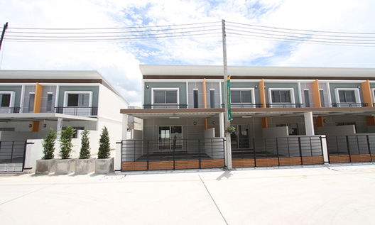 Project Life Townhome Baanbueng Picture - 2/11