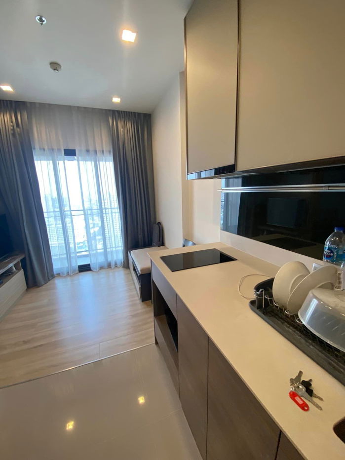 picture LINE @condorental for rent the room at THE LINE Phahon - Pradipat - 1/7