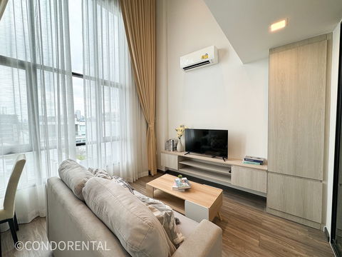 LINE @condorental for rent the room at The Collect Ratchada 32