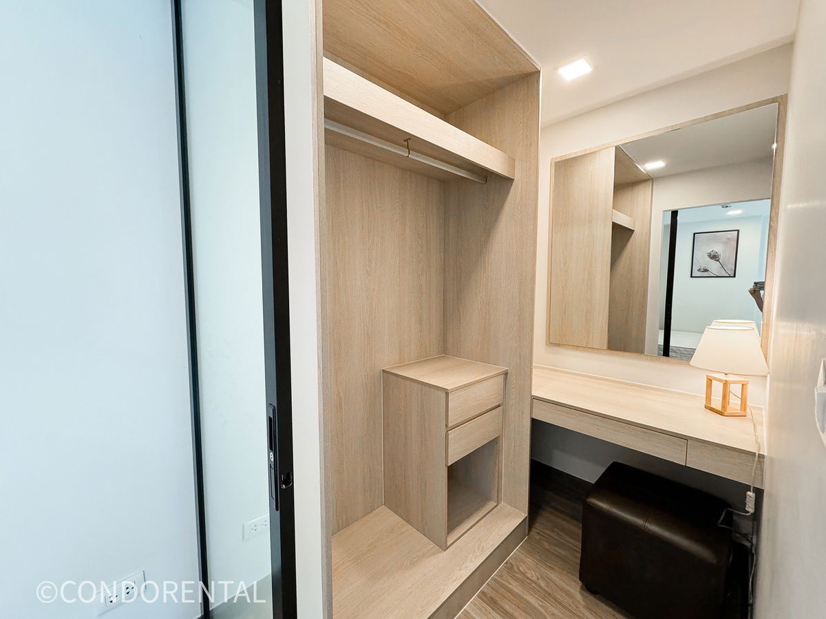 picture LINE @condorental for rent the room at The Collect Ratchada 32 - 3/11