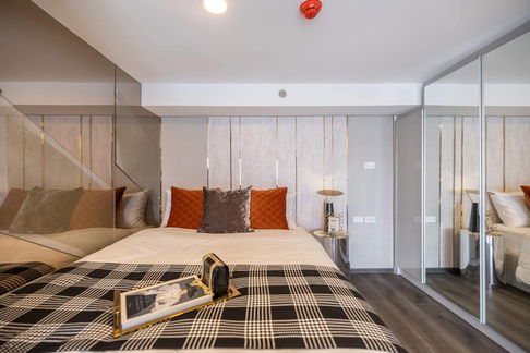 ให้เช่า Knightsbridge SPACE Ratchayothin ห้องสวย ราคาดี ห้องมุม สอบถามเพิ่มเติมได้ที่ LINE @condorental !!