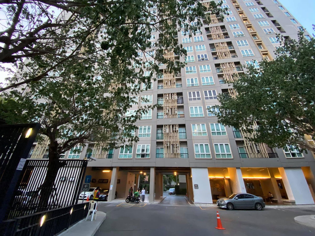 รูป  สถานะห้องตามปกเลย**ห้องว่างครับผม อาคาร B เงียบสงบกว่ามาก**-ให้เช่า The Key สาทร-ราชพฤกษ์**++มีเครื่องซักผ้าเพิ่มให้++**SN486.4 - รูปที่ 41/41