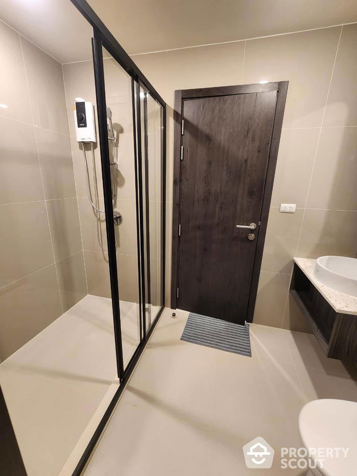 picture 1-BR Condo at Xt Huaikhwang near MRT Huai Khwang (ID 994003) - 8/17