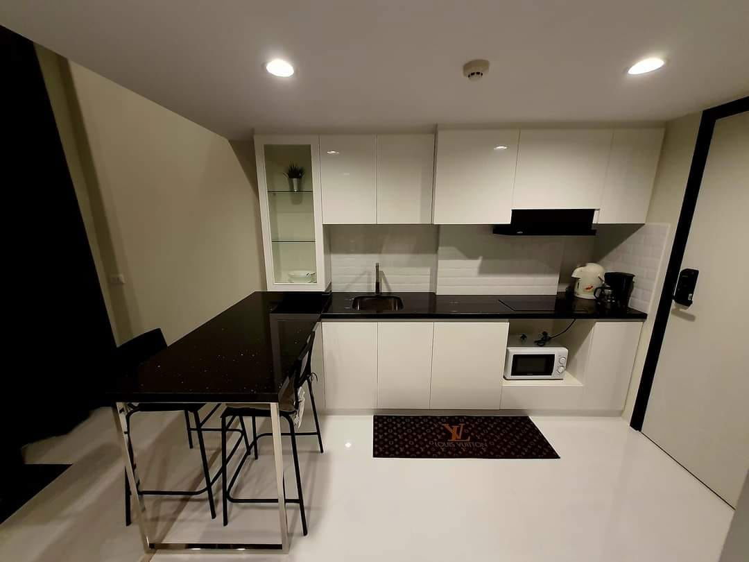 picture LINE @condorental for rent the room at Thames Residence - 9/11