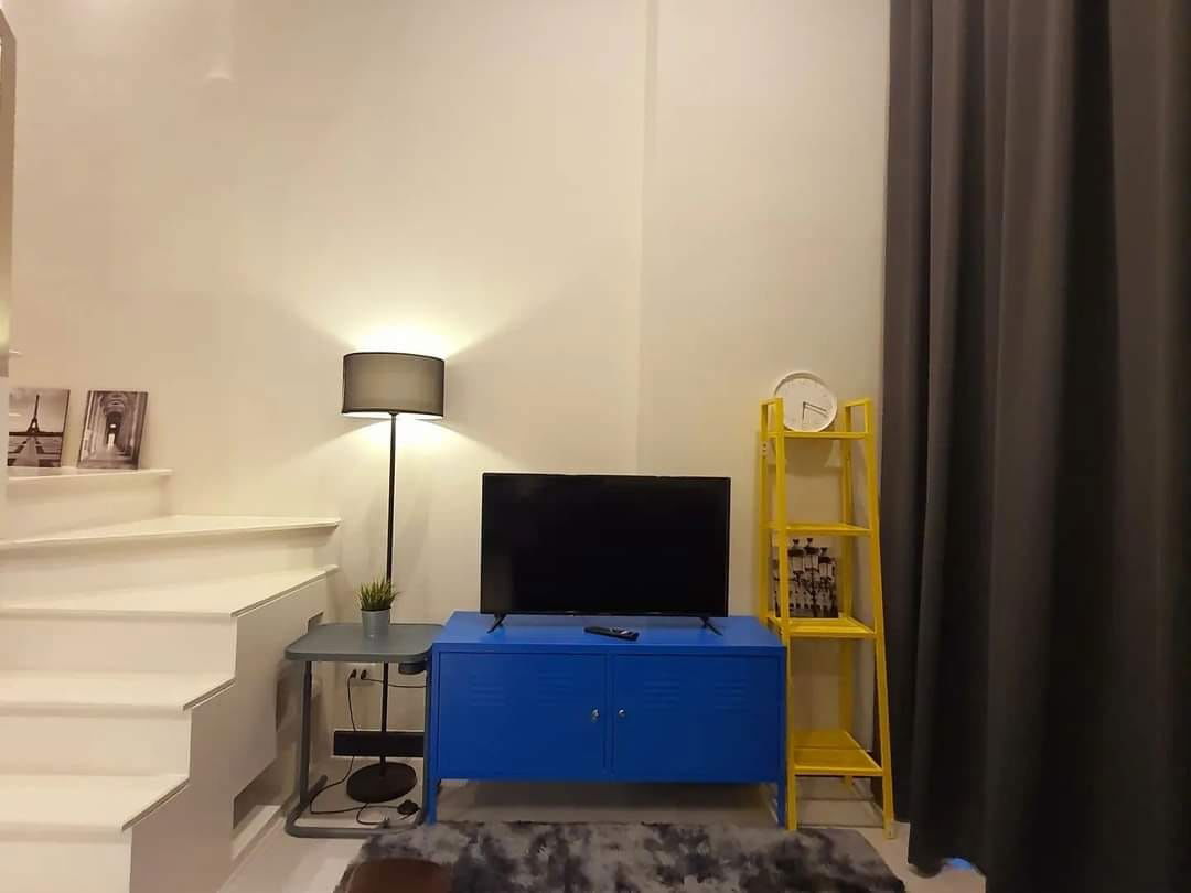 picture LINE @condorental for rent the room at Thames Residence - 7/11