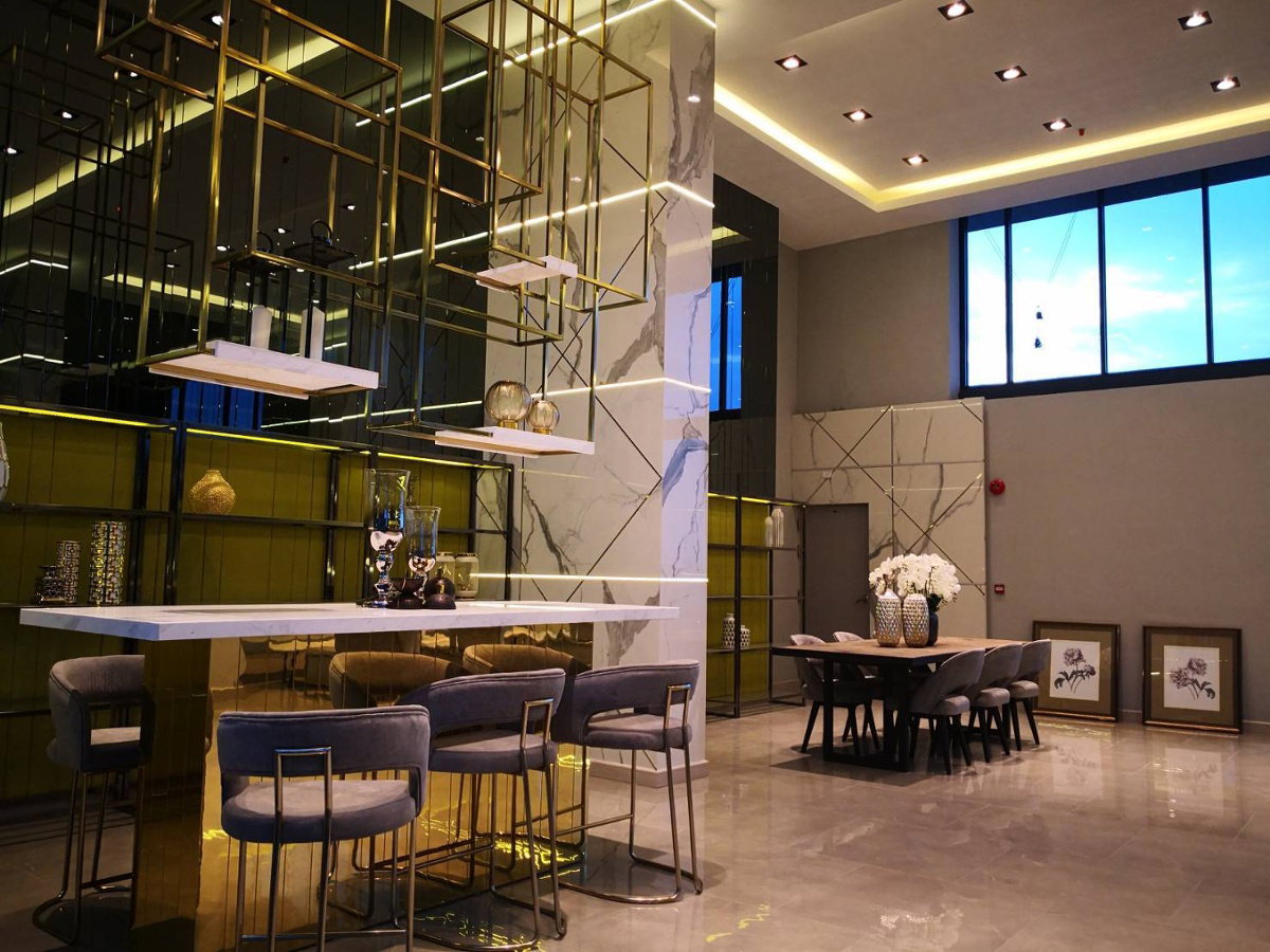 picture Plum Condo Ramkhamhaeng Station Studio Flat all furnished can move in ASAP - 12/12