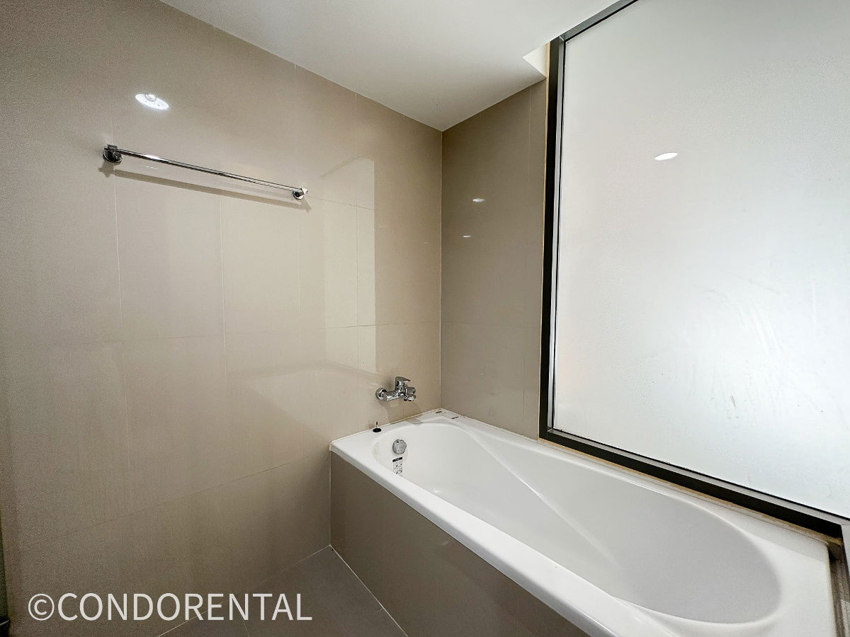 picture LINE @condorental for rent the room at Rende Sukhumvit 23 - 11/16