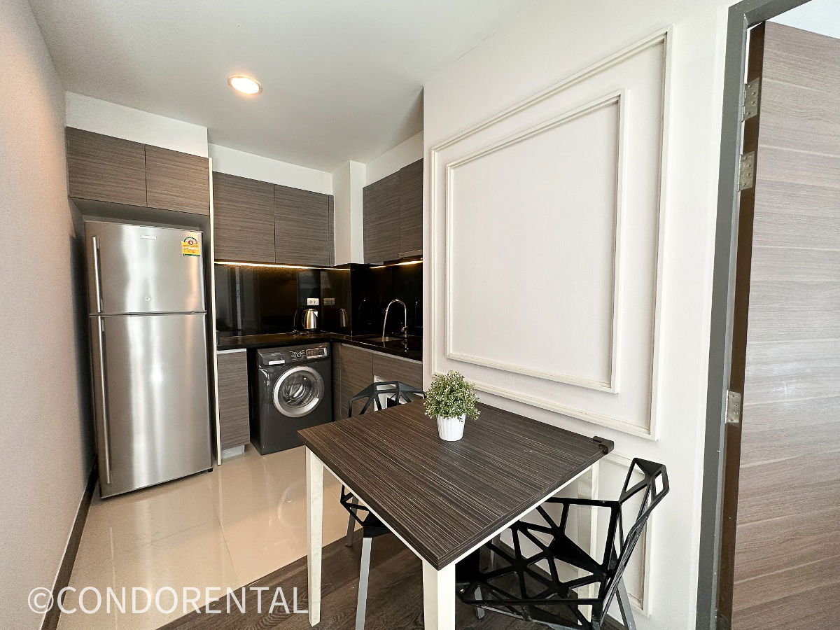 picture LINE @condorental for rent the room at Rende Sukhumvit 23 - 12/16