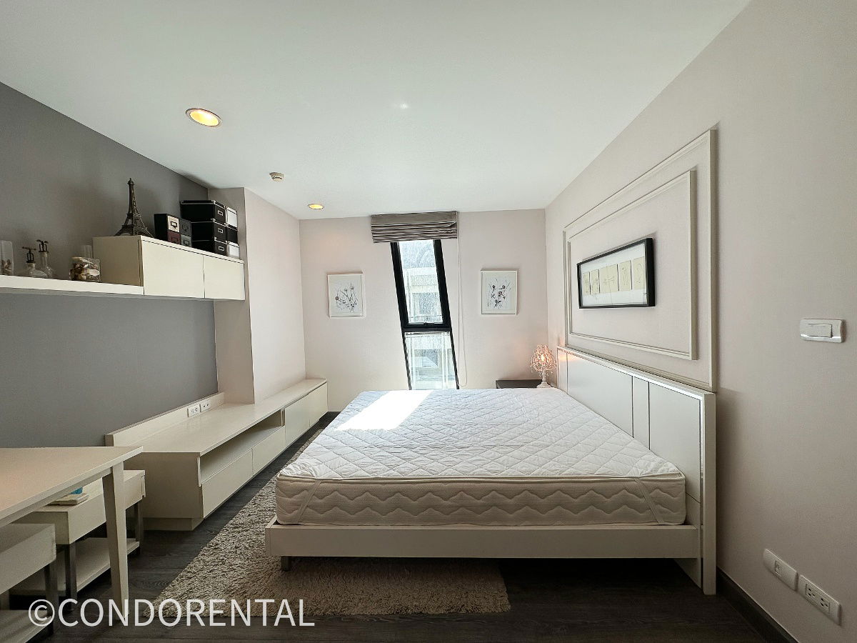 picture LINE @condorental for rent the room at Rende Sukhumvit 23 - 7/16