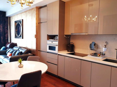 LINE @condorental for rent the room at The Diplomat 39