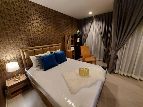 LINE @condorental for rent the room at Life Asoke - Rama 9