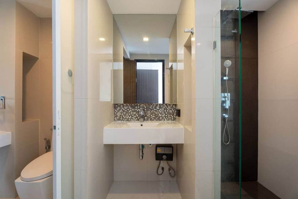picture LINE @condorental for rent the room at Rhythm Sukhumvit 44/1  - 8/10