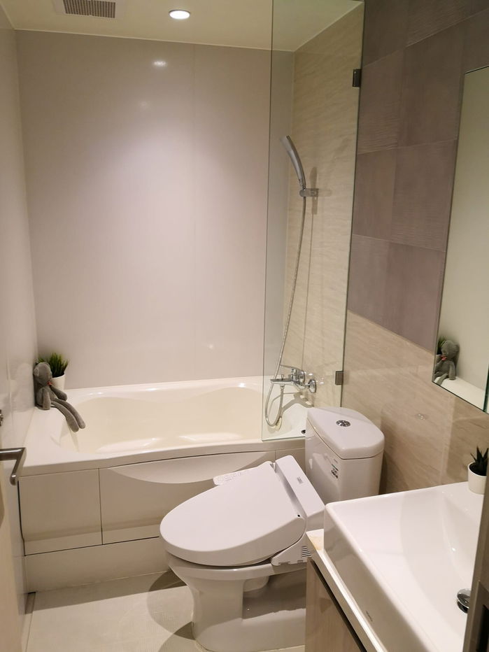 picture LINE @condorental for rent the room at Runesu Thonglor 5 - 6/7