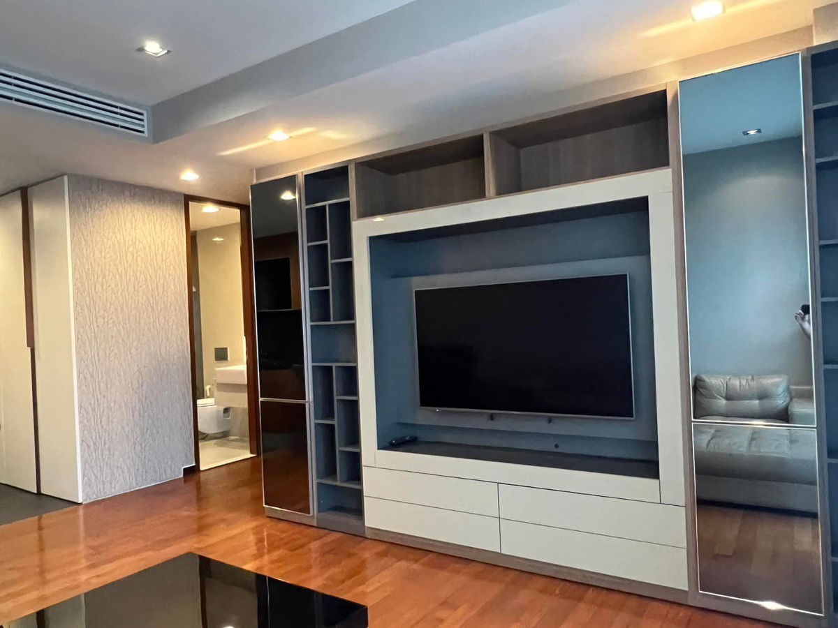 picture LINE @condorental for rent the room at Ashton Morph 38 - 3/9