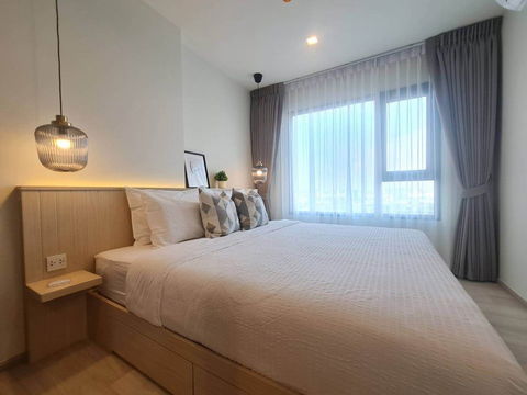 LINE @condorental for rent the room at Life One Wireless