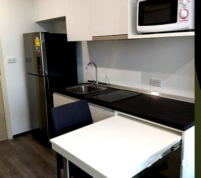 Condos for rent : Room for rent Richpark Triple Station Srinakarin