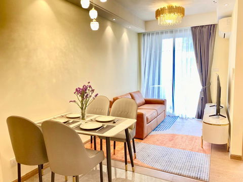ให้เช่า Regal Sathon - Naradhiwas ห้องสวย ราคาดี สอบถามเพิ่มเติมได้ที่ LINE @condorental !!