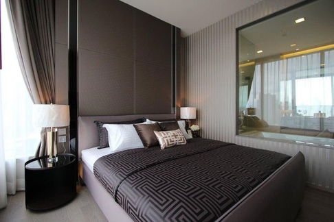 LINE @condorental for rent the room at The ESSE Asoke