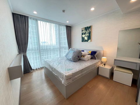 LINE @condorental for rent the room at Supalai Oriental Sukhumvit 39