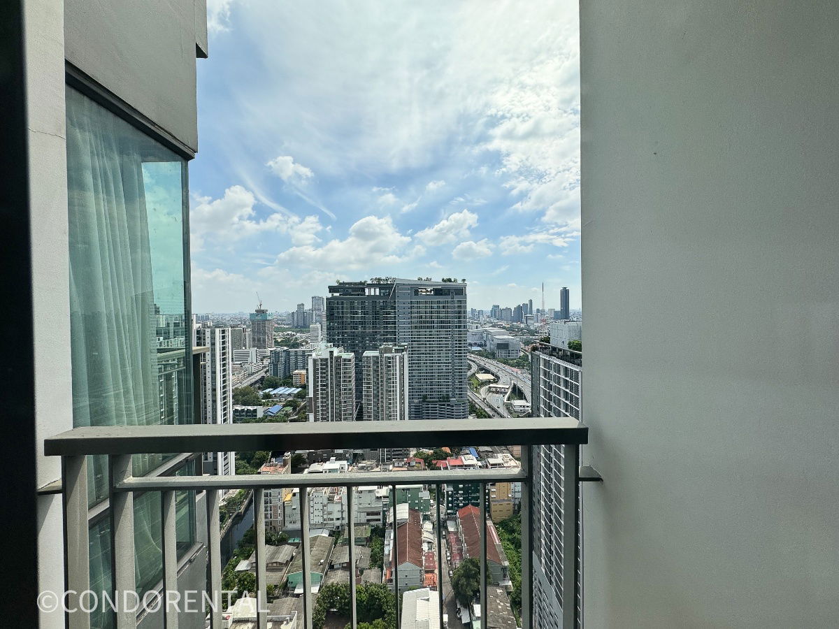 picture LINE @condorental for rent the room at Rhythm Asoke - 10/11