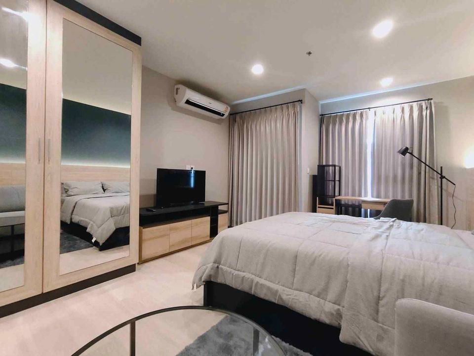 picture LINE @condorental for rent the room at Life One Wireless - 2/6