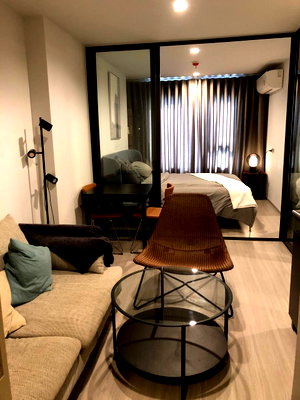 Condos for rent : Life Ladprao LP84  Hight floor  
