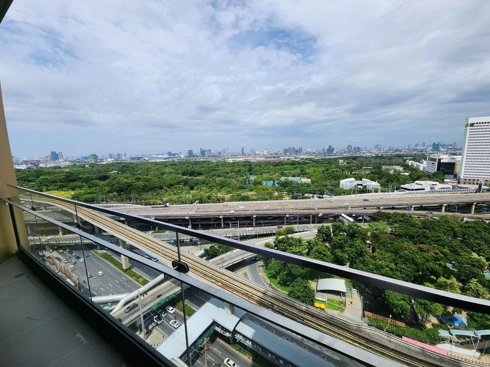 picture LINE @condorental for rent the room at The Crest Park Residences - 9/9