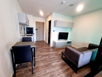 Condos for rent : For Rent Modiz Interchange 6th floor