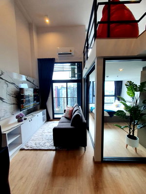 Condos for rent Thailand Cultural Centre  : Condo for rent in The Emporio Place (MRT Petburee Station) (SA-01) 