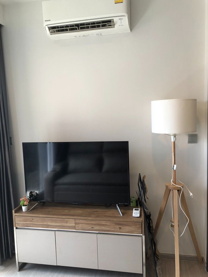 picture LINE @condorental for rent the room at Life Asoke Hype - 6/15