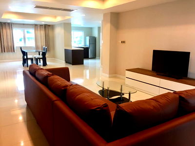 Condos for sale : LTH9530 – Tonson Court FOR SALE size 170.15 Sqm. 2 beds 3 baths near BTS Chidlom Station ONLY 12 MB