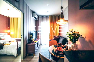 Condos for rent : 🔥Super High Fl. - 1 Bed Unit Next to MRT Thailand Cultural Centre 80 m. at Noble Revolve Ratchada 2 Condo / For Rent
