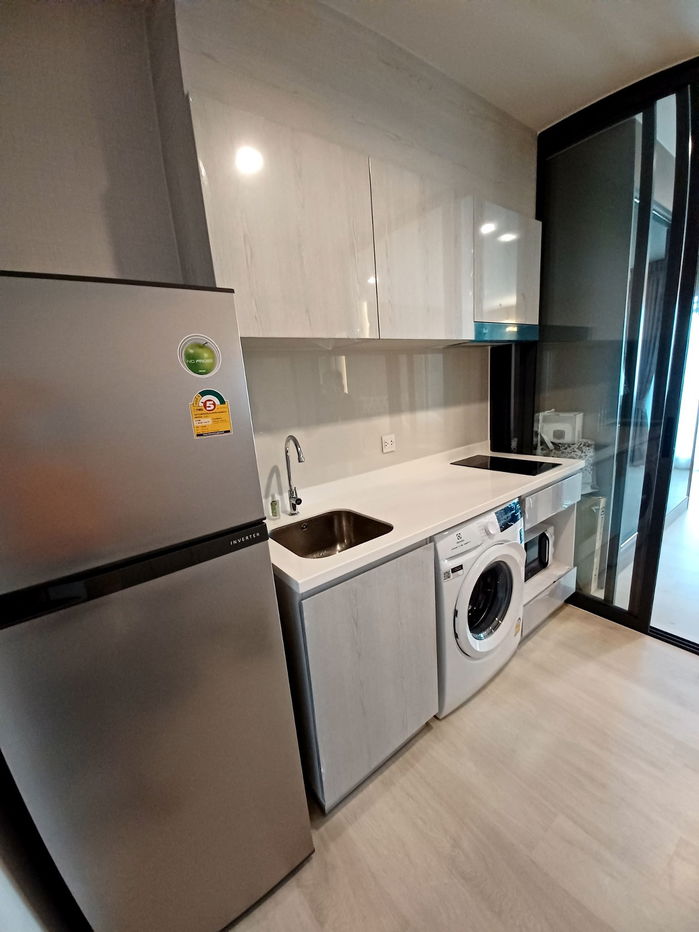 picture @condorental condo for rent Life One Wireless - 6/7