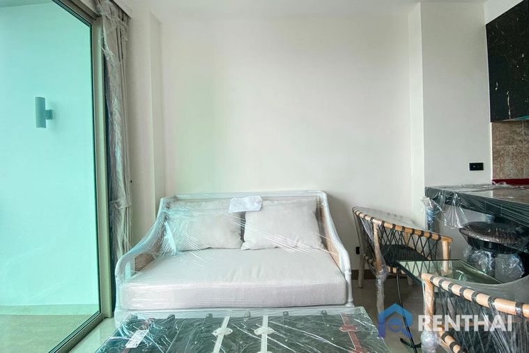 The Riviera Ocean Drive คอนโดหรูพัทยา ห้องกว้างมาก มาในราคา 3,750,000 บาท