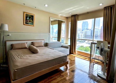 เช่าคอนโด BTS ชิดลม : ว่างพร้อมอยู่! The Address ชิดลม. สตูดิโอ 42ตร.ม.  Line id: @pfagent