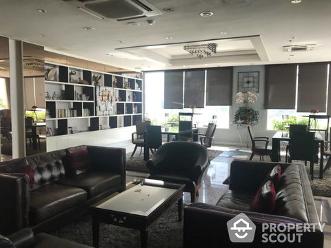 2-BR Condo at Wittayu Complex near BTS Phloen Chit (ID 882026)